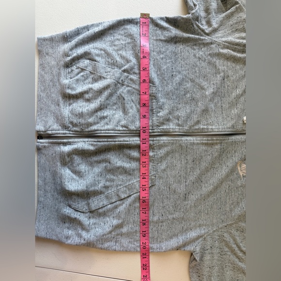 Nike Women's Gray Hoodie - Picture 10 of 11